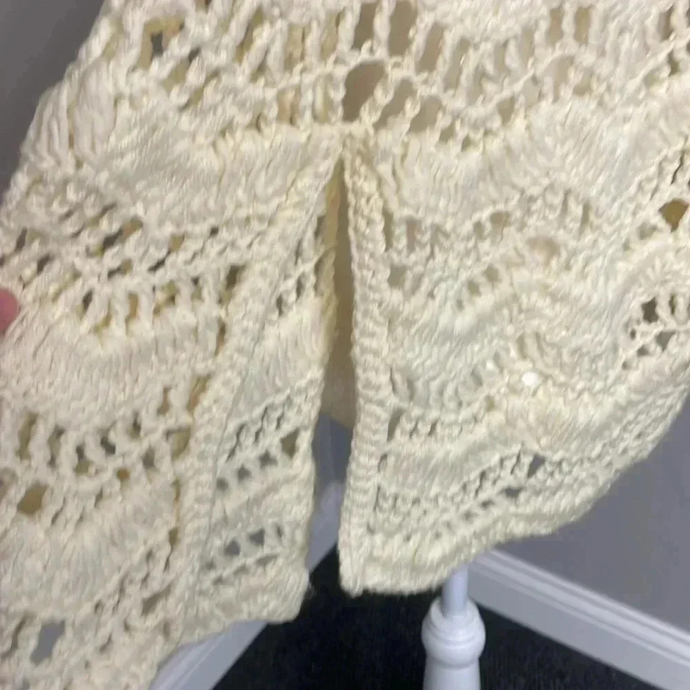 Vintage Handmade Crochet Poncho Cape Button closure One Size Off White Ivory - Picture 4 of 5